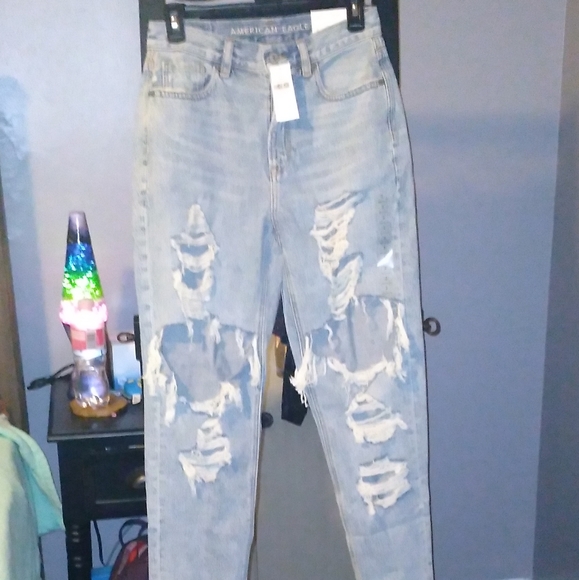American Eagle Mom Jeans - Picture 6 of 6